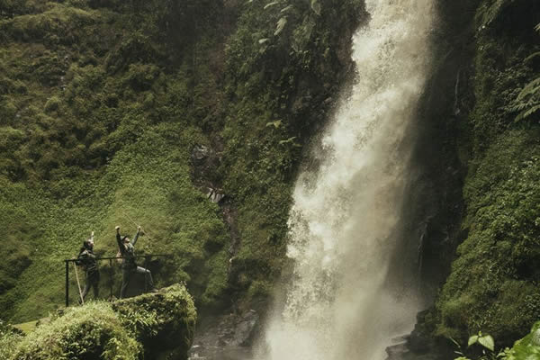 isumo water fall